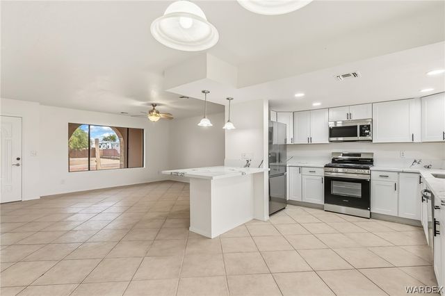 2008 E Mountain View Place, Fort Mohave, AZ 86426