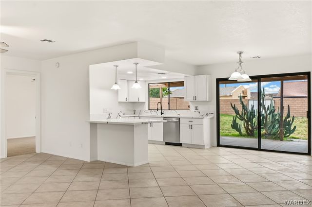 2008 E Mountain View Place, Fort Mohave, AZ 86426