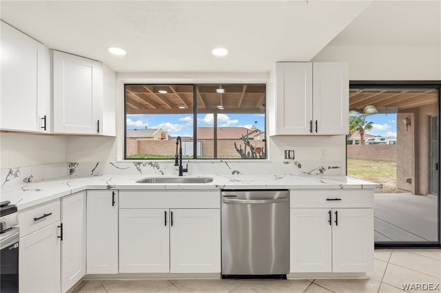 2008 E Mountain View Place, Fort Mohave, AZ 86426