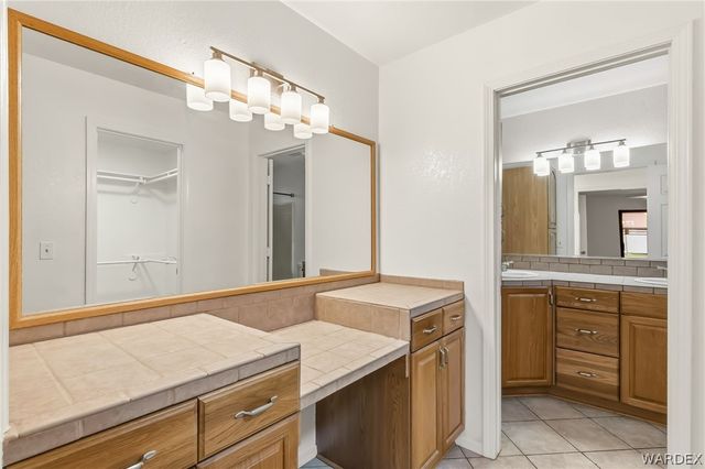 2008 E Mountain View Place, Fort Mohave, AZ 86426