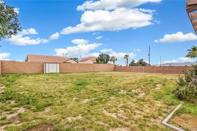 2008 E Mountain View Place, Fort Mohave, AZ 86426