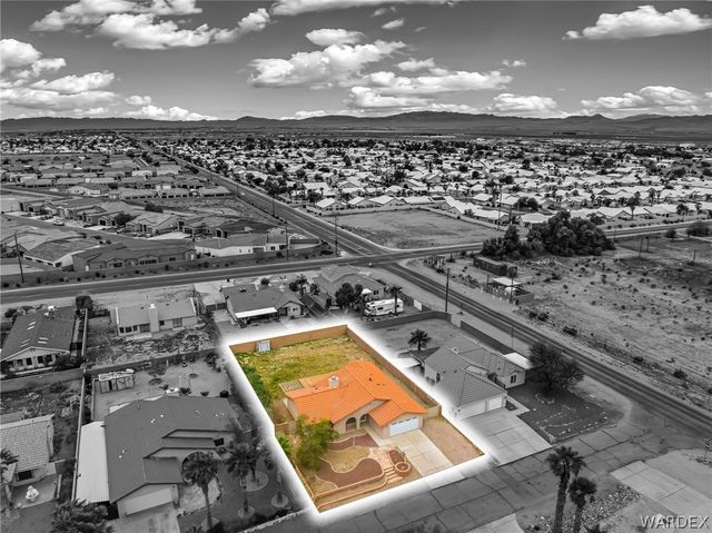 2008 E Mountain View Place, Fort Mohave, AZ 86426