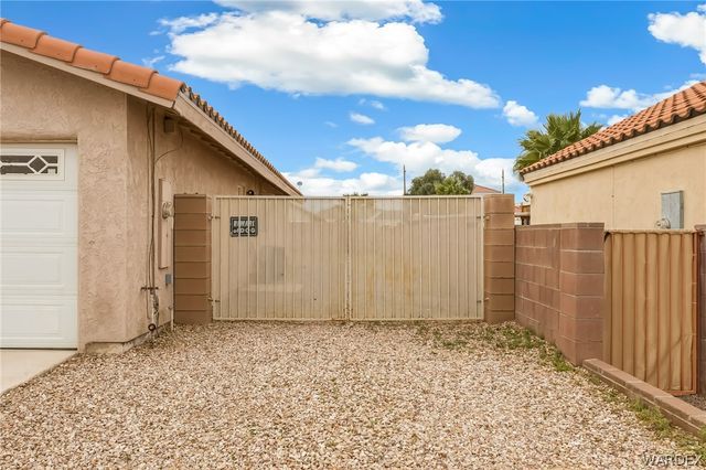 2008 E Mountain View Place, Fort Mohave, AZ 86426