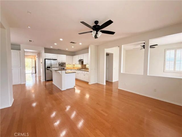 19988 Via Joyce dr, Saugus, CA 91350
