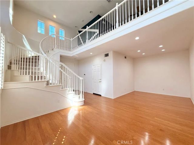 19988 Via Joyce dr, Saugus, CA 91350