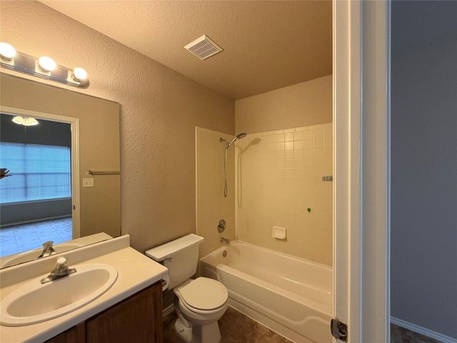 2904 Whisper Oaks LN A, Georgetown, TX 78628
