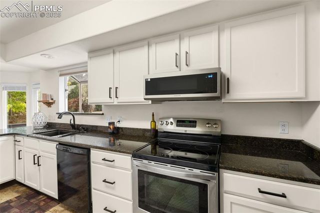 473 W Archer Drive, Pueblo, CO 81007