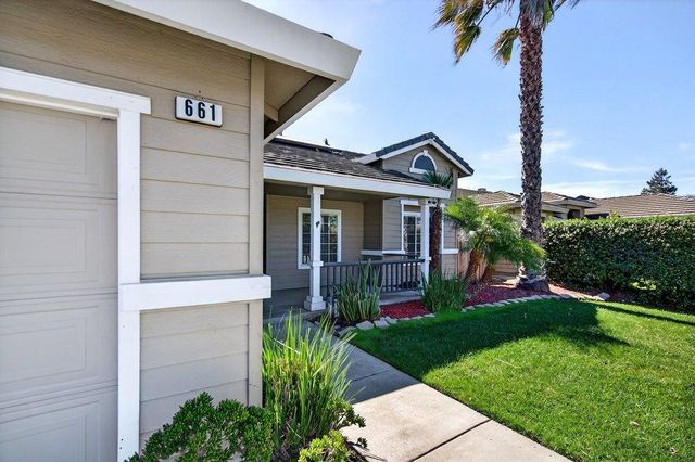 661 Del Mar Drive, Hollister, CA 95023