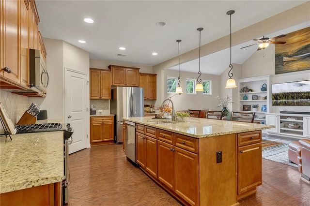 212 Providence Lane, Canton, GA 30114
