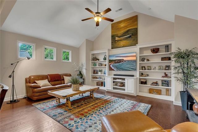 212 Providence Lane, Canton, GA 30114