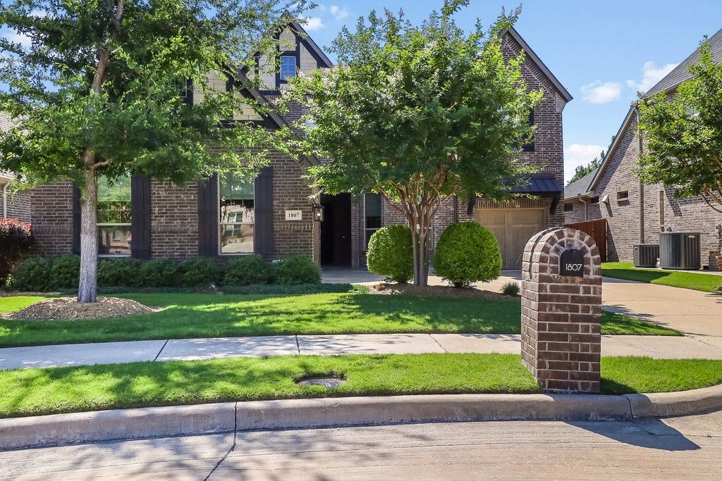 1807 Steeplechase Court, Allen, TX 75002
