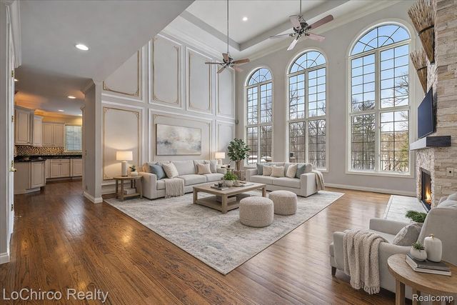 755 Majestic Drive, Rochester Hills, MI 48306