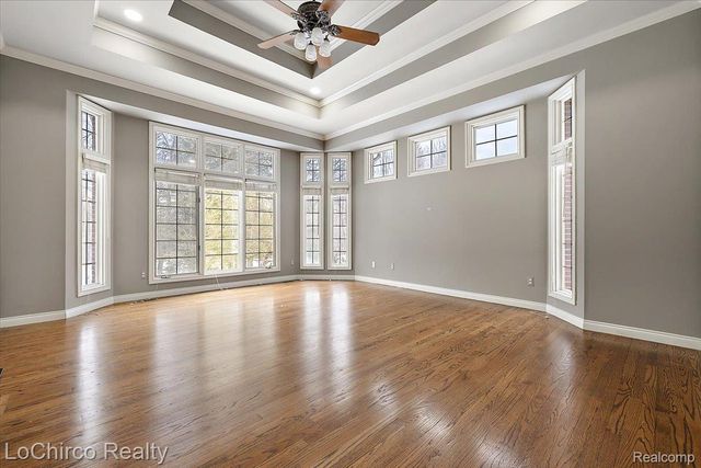 755 Majestic Drive, Rochester Hills, MI 48306