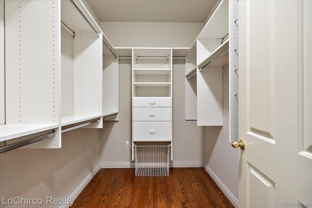 755 Majestic Drive, Rochester Hills, MI 48306