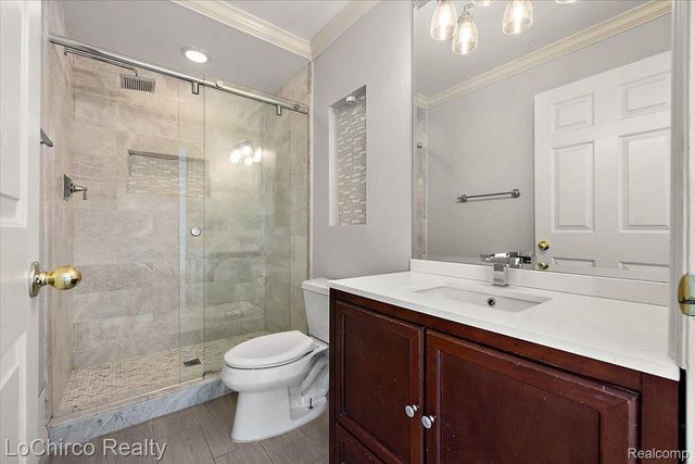 755 Majestic Drive, Rochester Hills, MI 48306