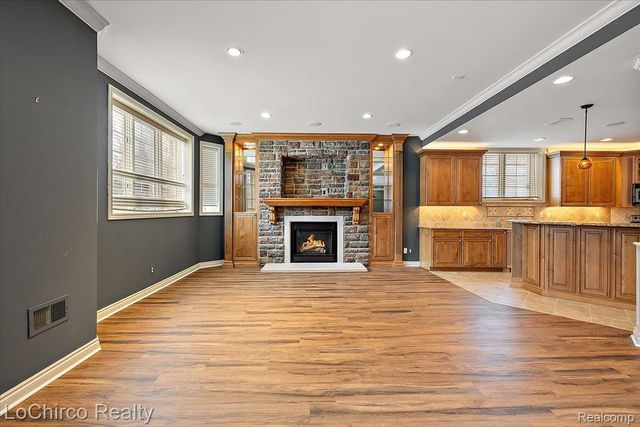 755 Majestic Drive, Rochester Hills, MI 48306