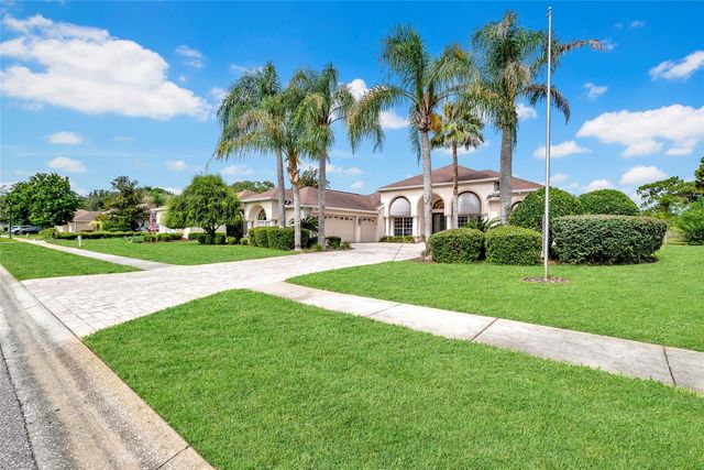 5011 E GOLF CLUB LANE, Spring Hill, FL 34609