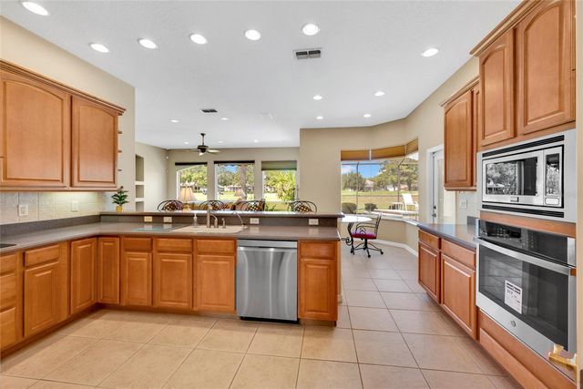5011 E GOLF CLUB LANE, Spring Hill, FL 34609