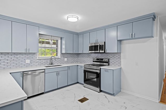 5200 Hampton, North Little Rock, AR 72116