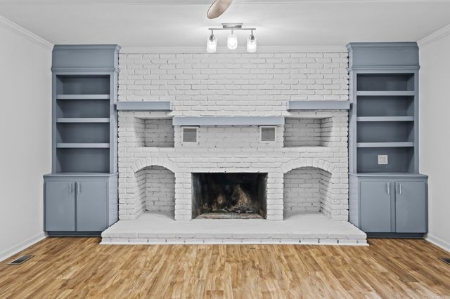 5200 Hampton, North Little Rock, AR 72116