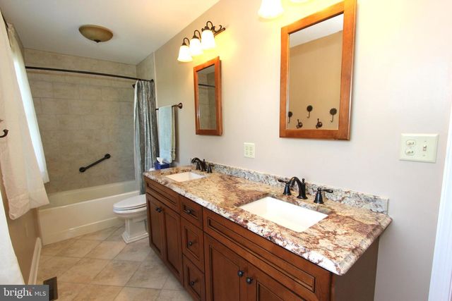 6759 MEADOWSIDE DR, Frederick, MD 21702