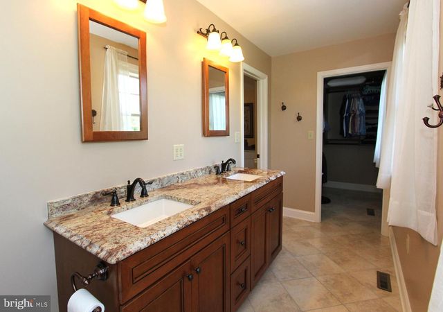 6759 MEADOWSIDE DR, Frederick, MD 21702