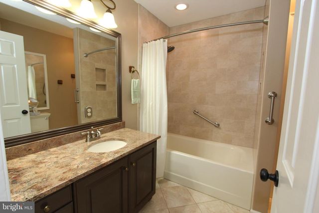 6759 MEADOWSIDE DR, Frederick, MD 21702