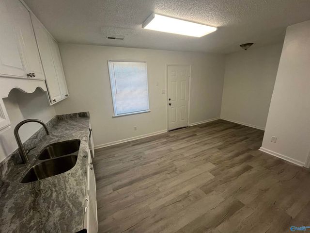 3206 Sandlin Road SW, Decatur, AL 35603