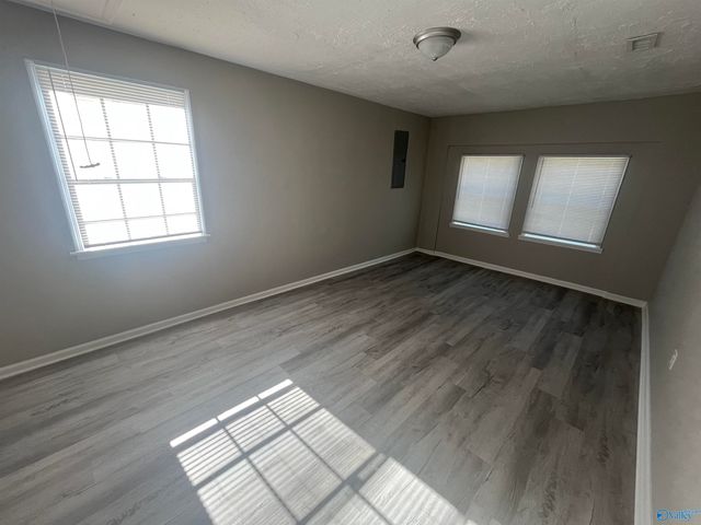 3206 Sandlin Road SW, Decatur, AL 35603