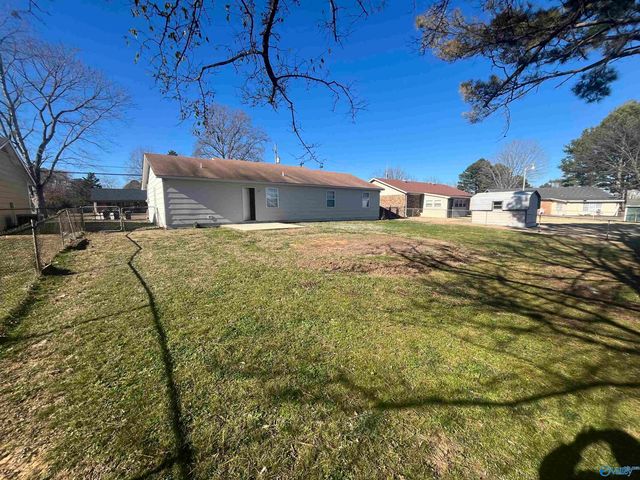 3206 Sandlin Road SW, Decatur, AL 35603