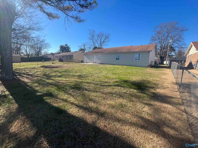 3206 Sandlin Road SW, Decatur, AL 35603