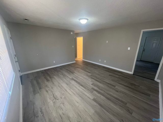 3206 Sandlin Road SW, Decatur, AL 35603