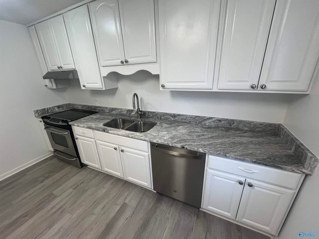 3206 Sandlin Road SW, Decatur, AL 35603