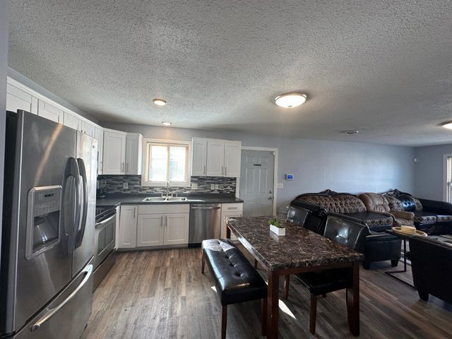 4552 Manor Brook Drive NW, Rochester, MN 55901