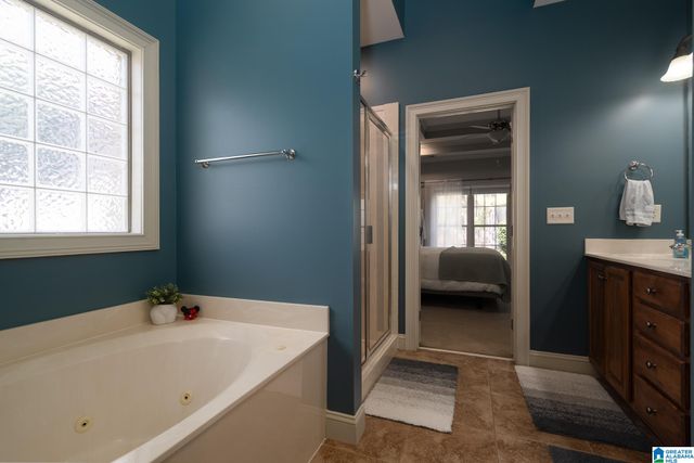 532 PARK LAKE LANE, Helena, AL 35080