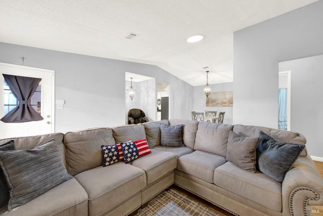 959 Matthew Ct, Fairfield, CA 94533