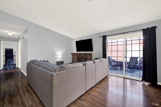 959 Matthew Ct, Fairfield, CA 94533