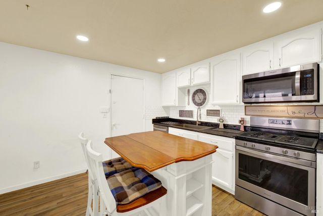 959 Matthew Ct, Fairfield, CA 94533