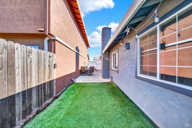 959 Matthew Ct, Fairfield, CA 94533
