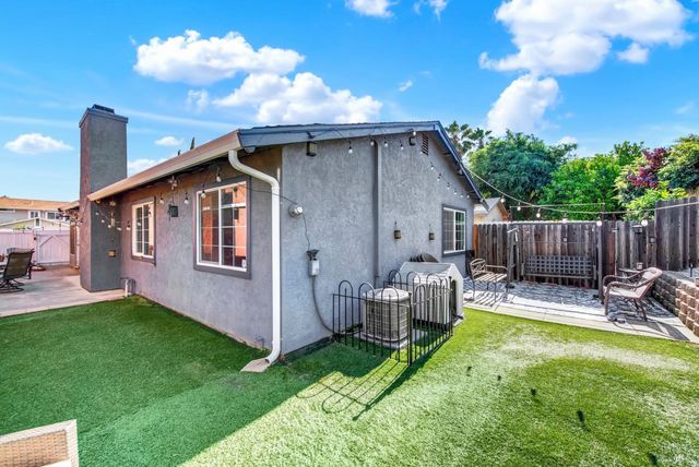 959 Matthew Ct, Fairfield, CA 94533
