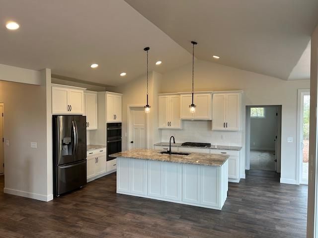 1633 FOUNDERS STREET, Neenah, WI 54956