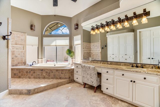 212 Florentine, Horseshoe Bay, TX 78657