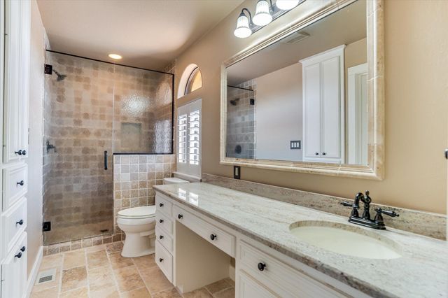 212 Florentine, Horseshoe Bay, TX 78657