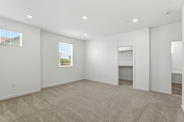 8457 Viborg Ln, Elk Grove, CA 95758