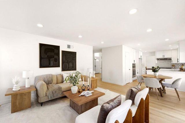 3434 Ashwood Court, Oceanside, CA 92058