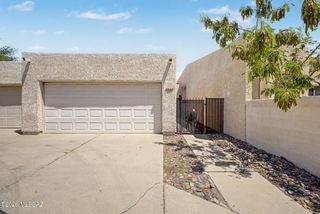 7867 E Roget Drive, Tucson, AZ 85710