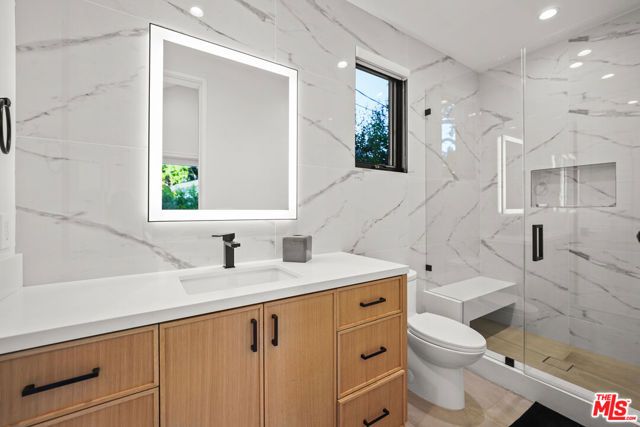 971 S Bundy Drive, Los Angeles, CA 90049