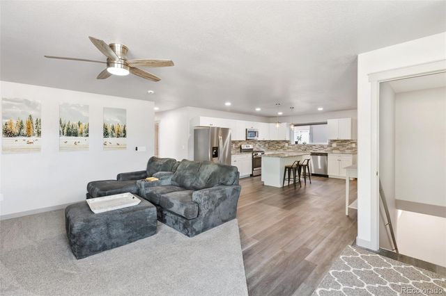 622 Cowboy Way, Canon City, CO 81212