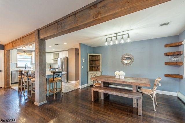 409 N 15Th St, Kenilworth Boro, NJ 07033