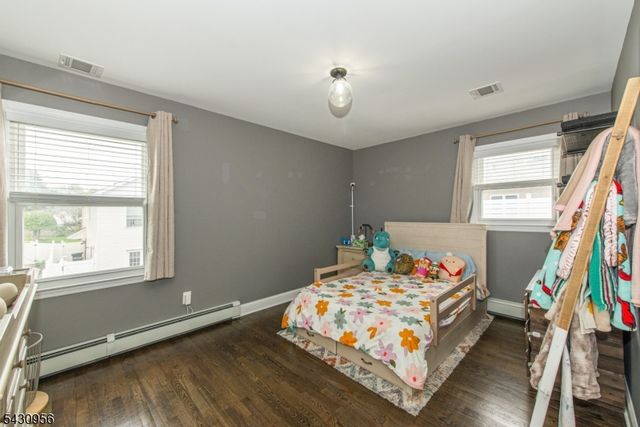 409 N 15Th St, Kenilworth Boro, NJ 07033